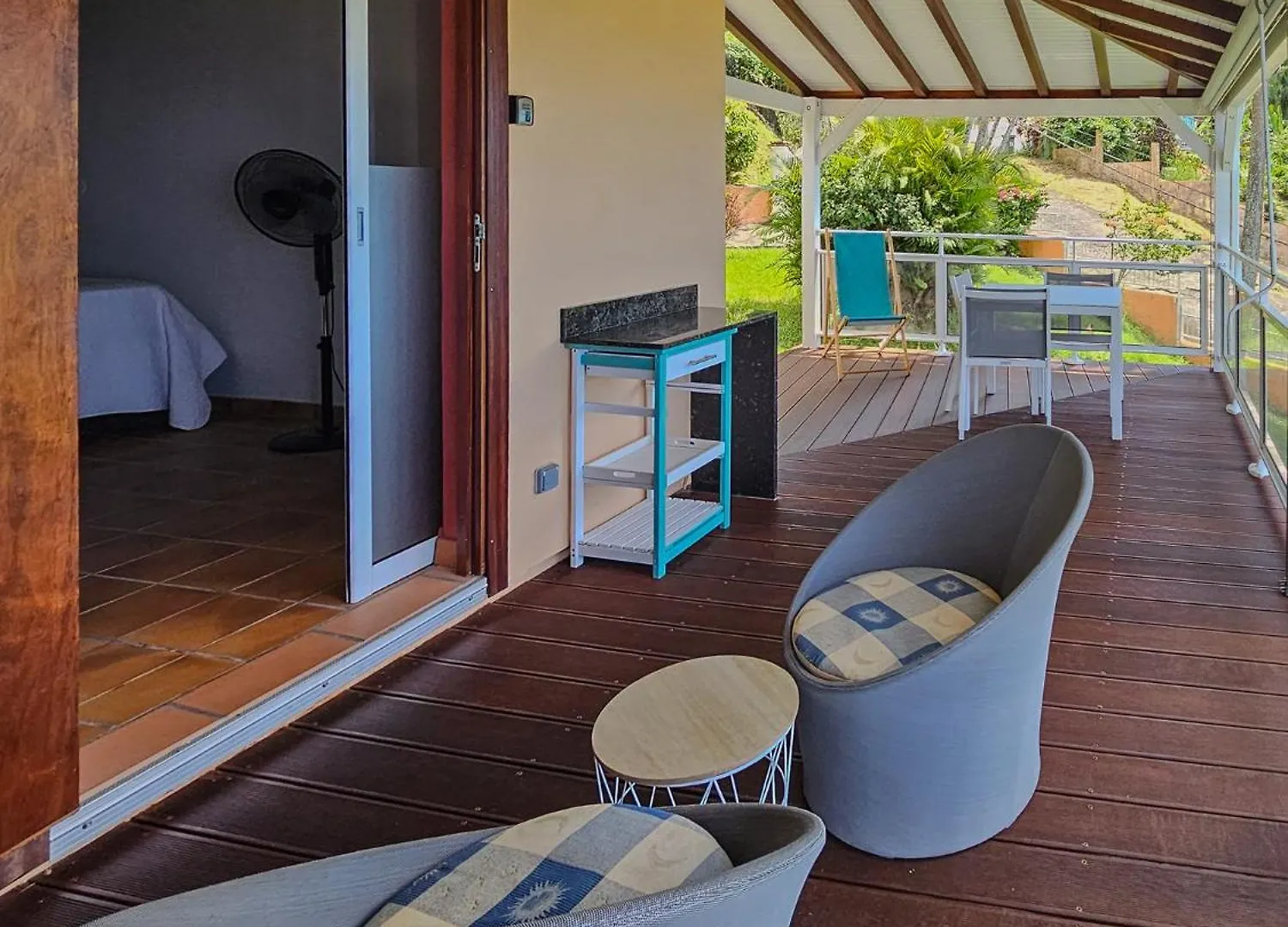 Appartement Emeraude Et Studio Azur Gourbeyre Apartment